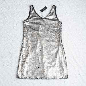 {Romeo & Juliet Couture} NWT Silver Sequin Dress